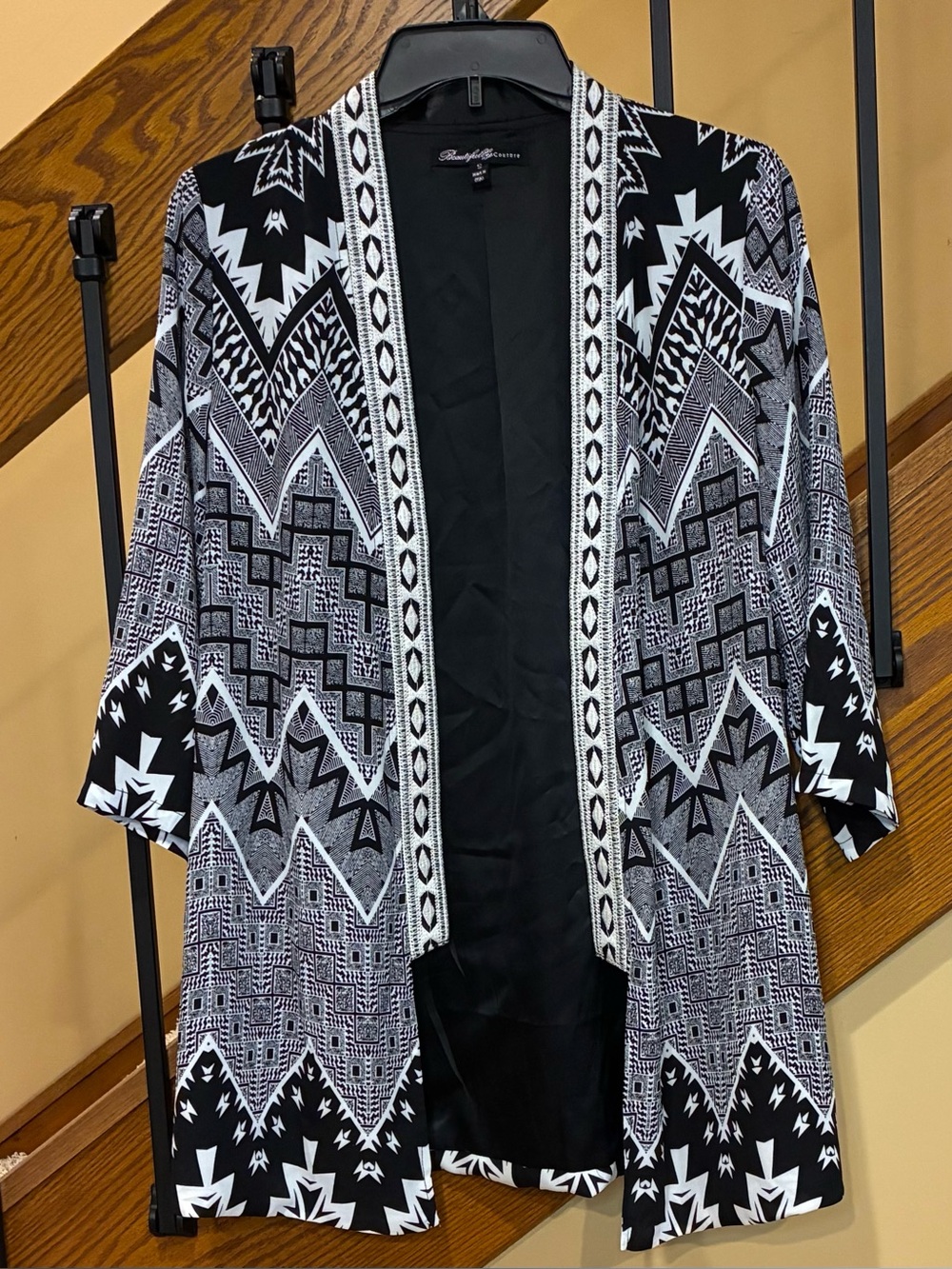 Beautifully Couture Jacket Embroidered Detail Lined Black White Geometric SZ. Sm
